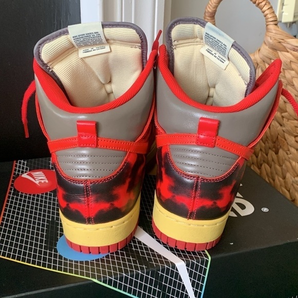 Nike Dunk HighTop 1985 Red Acid Wash‎ Sneakers size 11 shoes retro - Picture 2 of 12